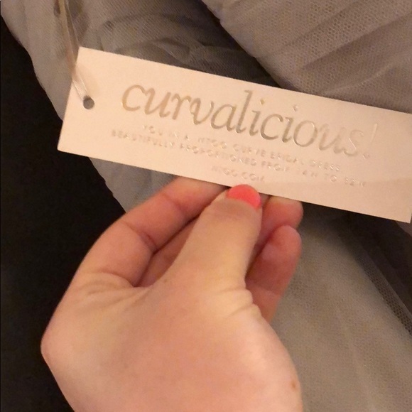 Eucalyptus bridesmaids dresses (2) both size 22W - Picture 4 of 8